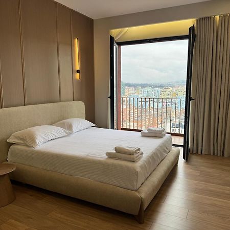 Square Inn Garden Aparthotel ティラナ エクステリア 写真