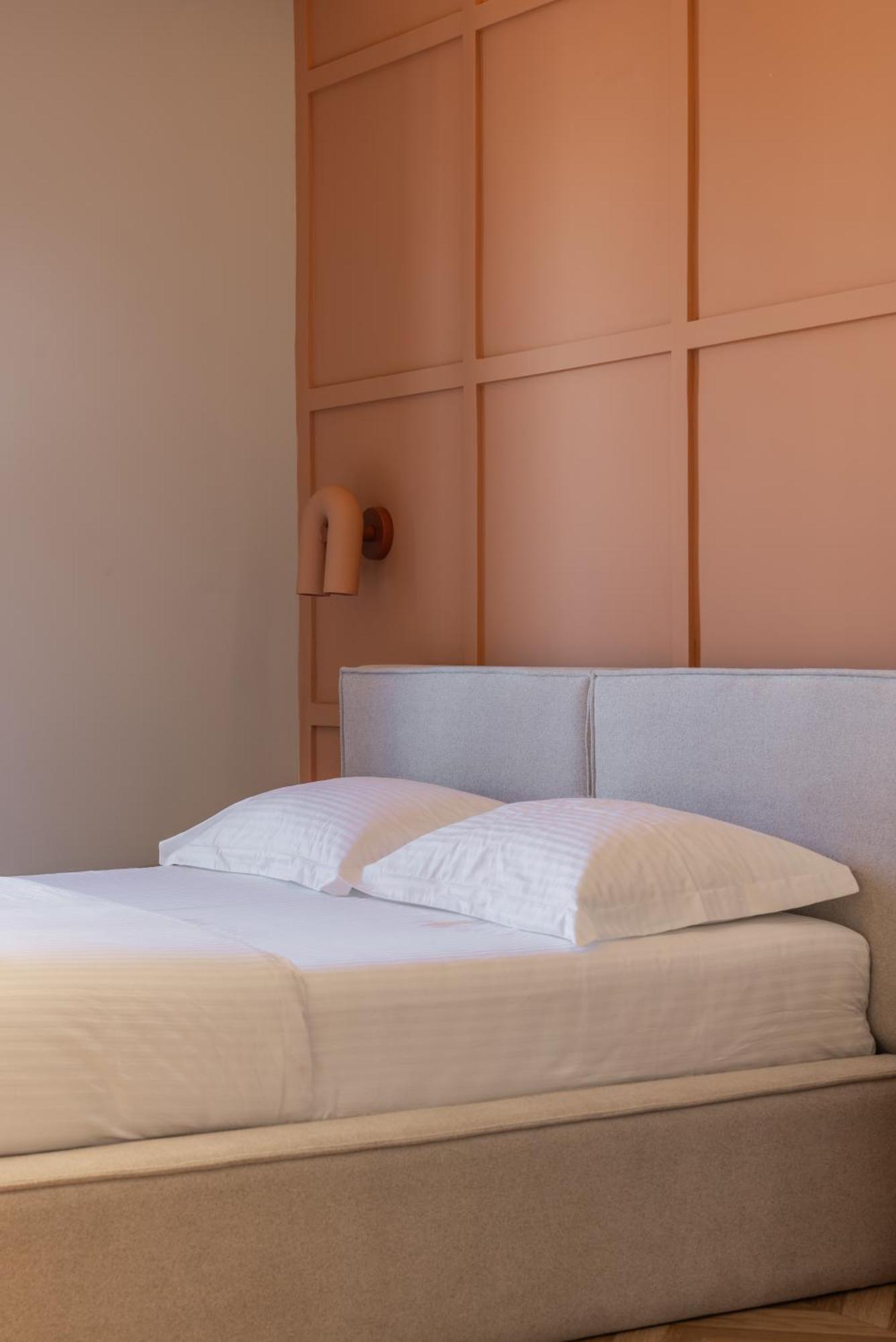 Square Inn Garden Aparthotel ティラナ エクステリア 写真