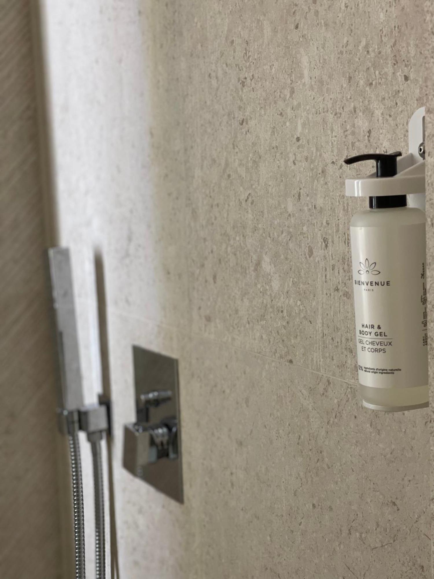 Square Inn Garden Aparthotel ティラナ エクステリア 写真