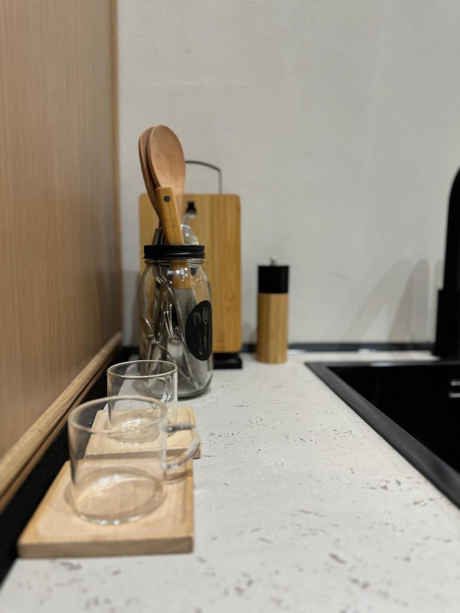 Square Inn Garden Aparthotel ティラナ エクステリア 写真