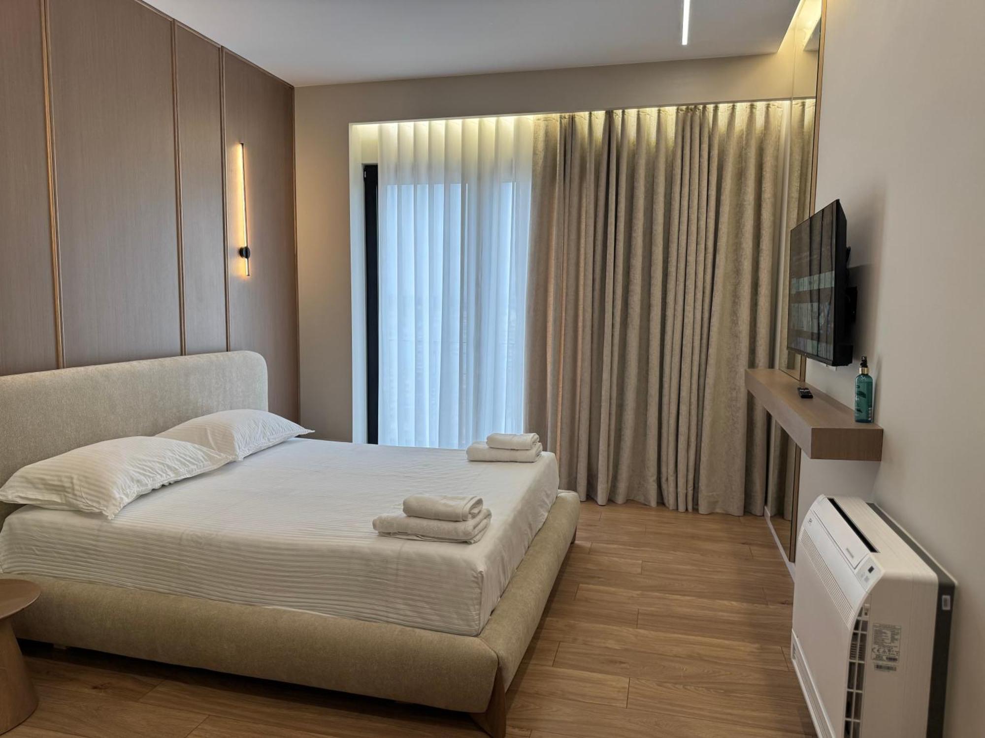 Square Inn Garden Aparthotel ティラナ エクステリア 写真