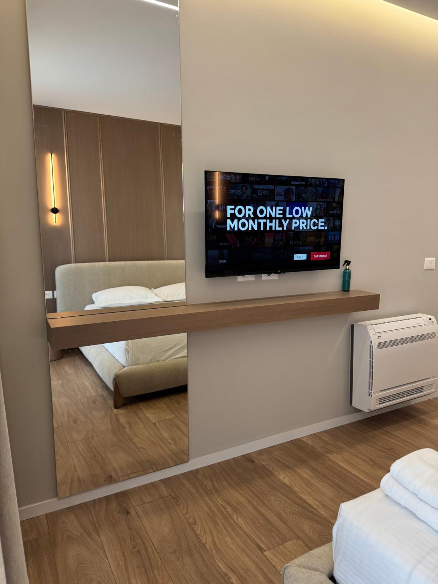 Square Inn Garden Aparthotel ティラナ エクステリア 写真