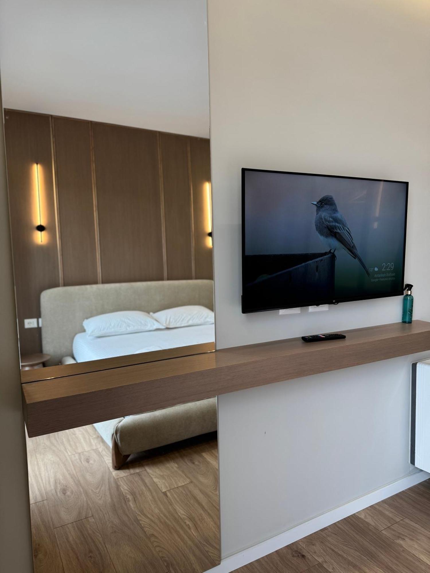 Square Inn Garden Aparthotel ティラナ エクステリア 写真